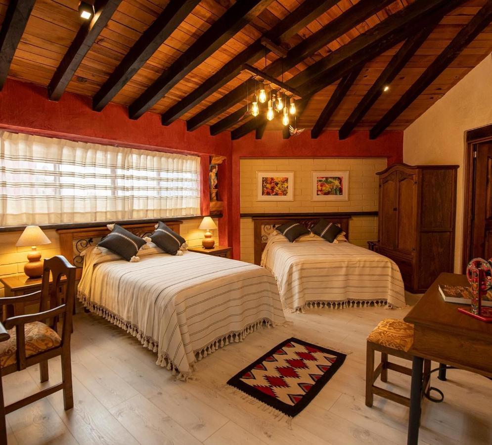Отель La Casona Colorada San Felipe Del Agua Oaxaca Экстерьер фото